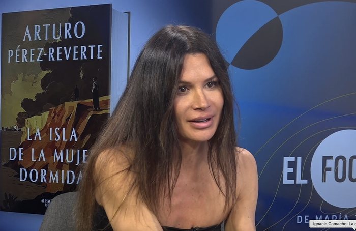 María Zabay con Pérez-Reverte